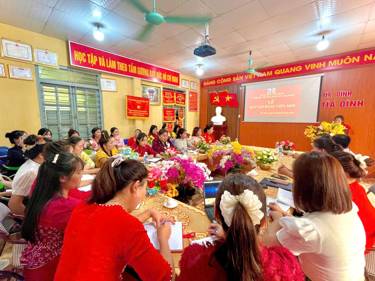 gen h z7695868725322 ae330e64a82beffdee5bbf30a4ecf435